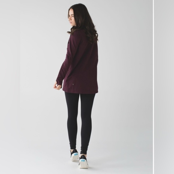 Lululemon That's A Wrap
Heathered Bordeaux Drama - Picture 3 of 13